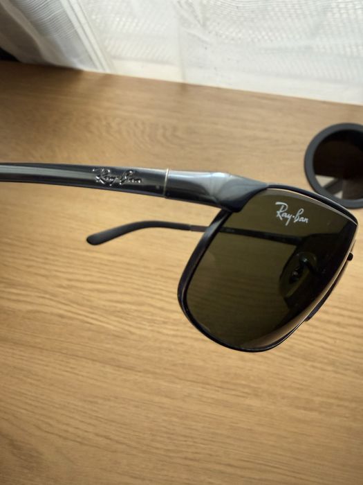 Ochelari de soare Ray-Ban, modelul RB3221 ,lentile polarizate