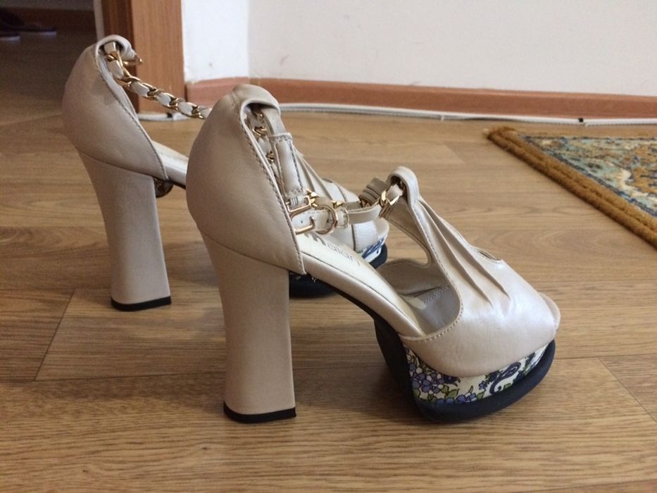 Продам туфли