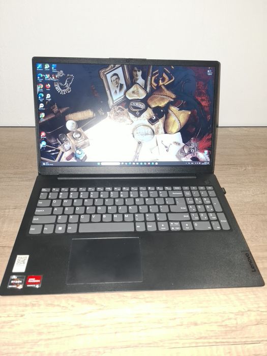 Vând laptop Lenovo in stare perfecta
