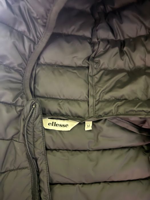 Яке Ellesse за зимата !!Спешно!!