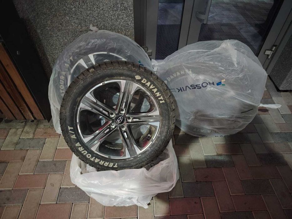 Продам шины R18, грязовая, всесезонка