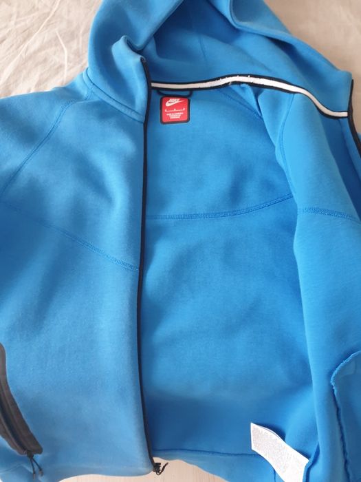 Hanorac Nike Tech Fleece barbati, M, stare  excelenta