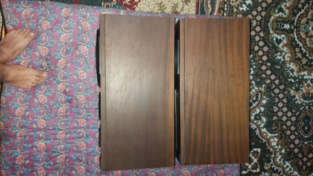 Elektronika 25ac033 sotiladi