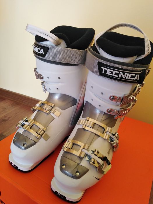 Чисто нови дамски ски обувки Tecnika Esprit 70