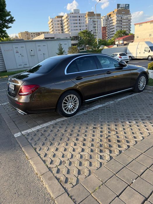 MERCEDES-BENZ E-Class 2018