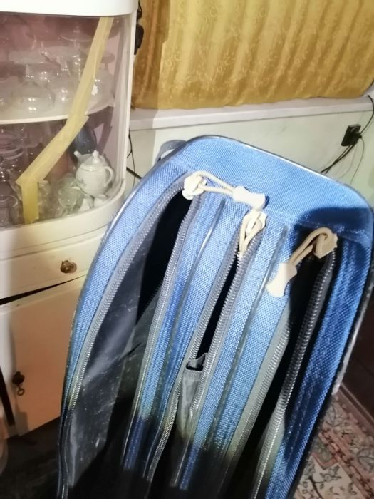 Троен, твърд калъф, Kaida 135см