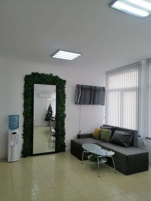 Отдавам салон под наем в Аксаково -Варна