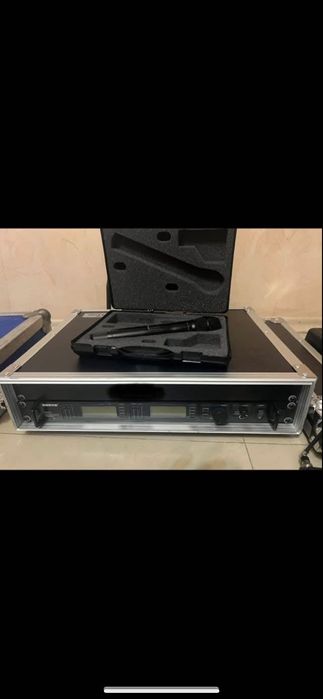 Продавам микрофона Shure UR2