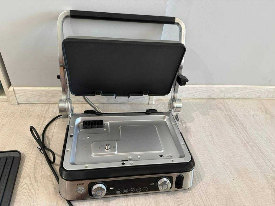 Гриль Braun 9 pro CG9160