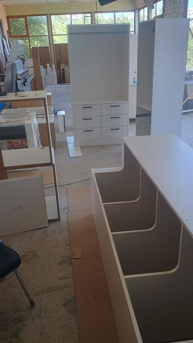 Мебели по поръчка