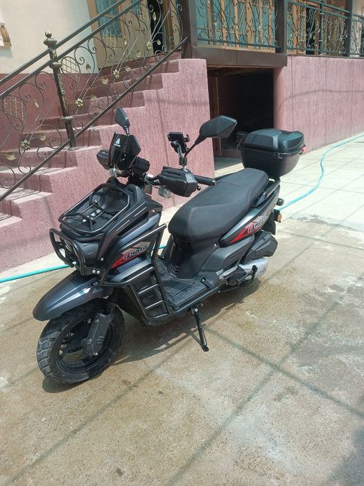 Matatsikl sotiladi yengi 850$