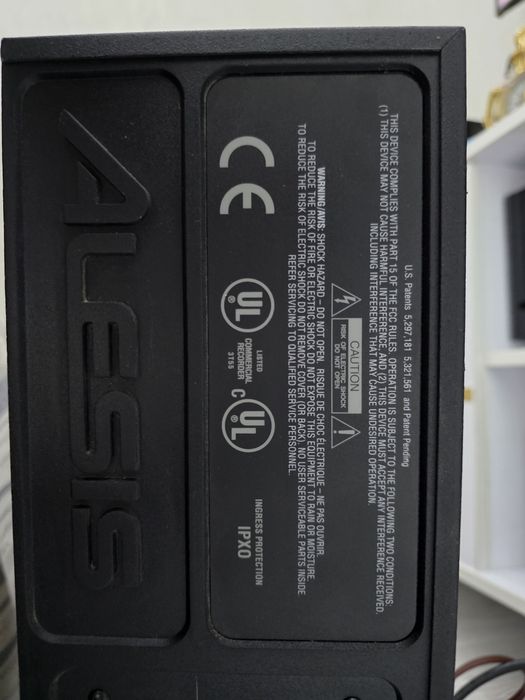 ALESIS model XT 8 каналли A-DAT видеокассетали магнитафон