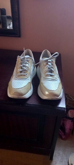 Дамски обувки-естествена кожа