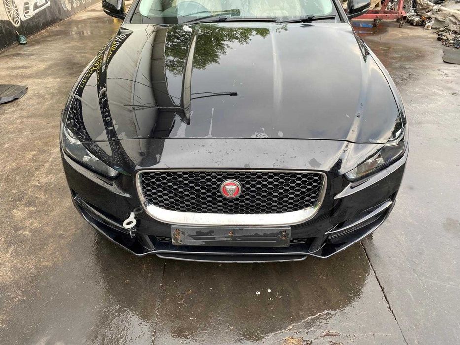 Dezmembrez jaguar XE 2.0 ingenium/bara xe/far xe/capota xe/usa xe/stop