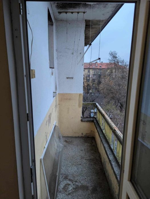 Дава се под наем Едностаен апартамент в Враца, Център - 46 кв.м за 153 € - Снимка #8