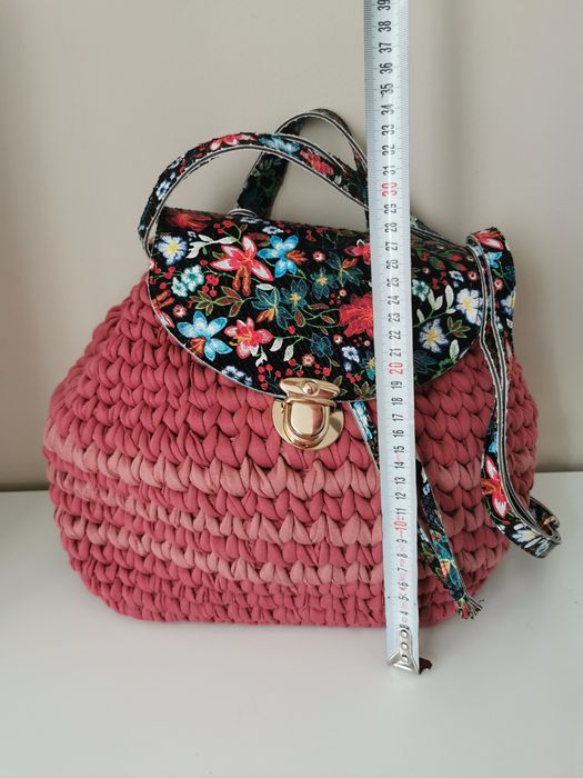 Ръчно изработена дамска чанта