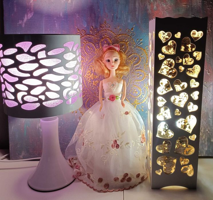 Светильник в комнату девочки