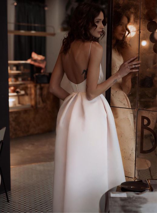 Платье White Swan прокат