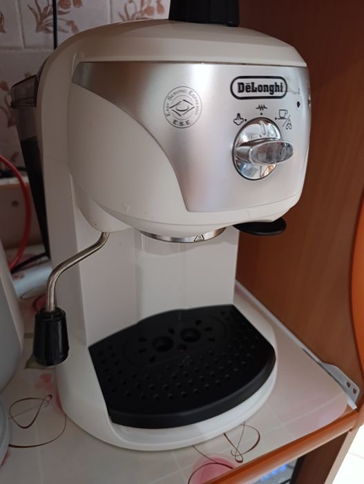 Expresor DeLonghi