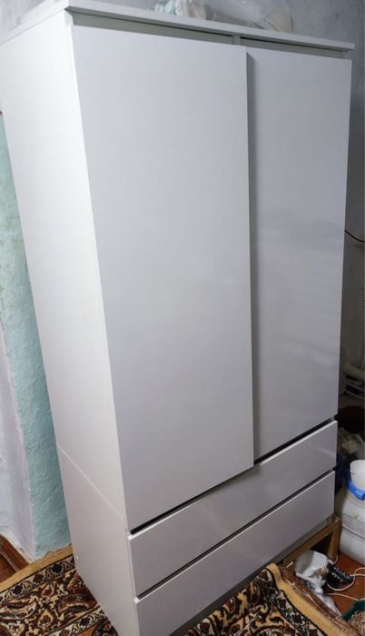 Продам спальный шкаф