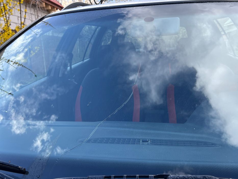 Skoda Octavia 1.8 Turbo – Caroserie complet renovată, stare excelentă.