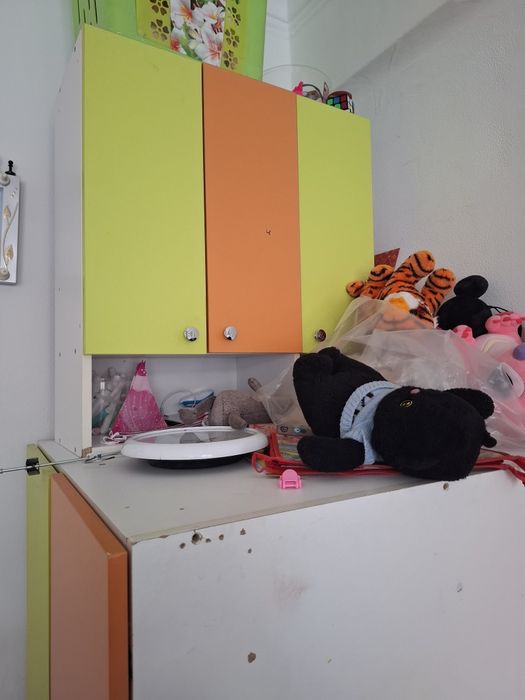 Отдам даром детский шкафчик