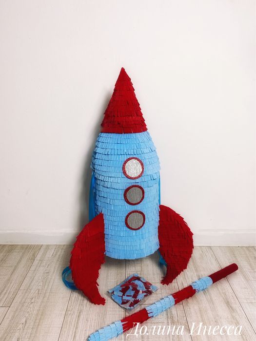 Пиньята синий трактор, ракета, хотвелс