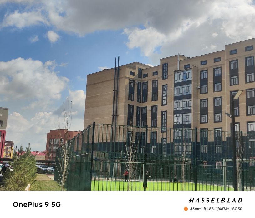 Телефон OnePlus 1+