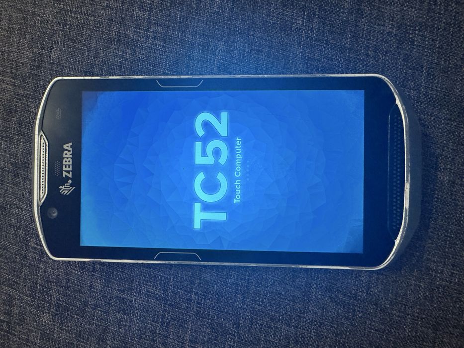 Telefon zebra TC52 cu scaner