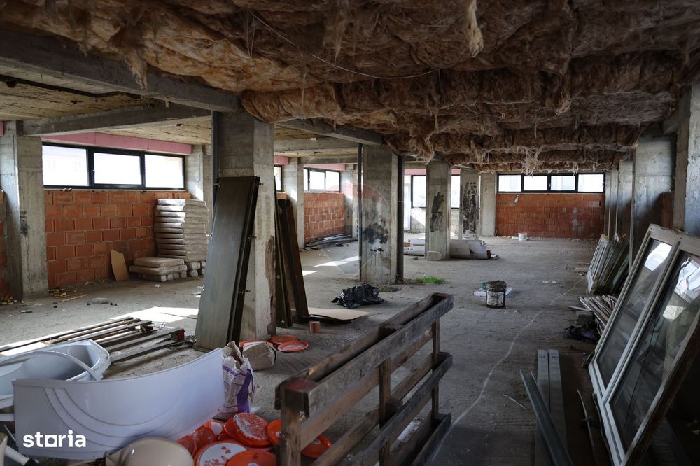 Spațiu comercial de 317mp de vânzare