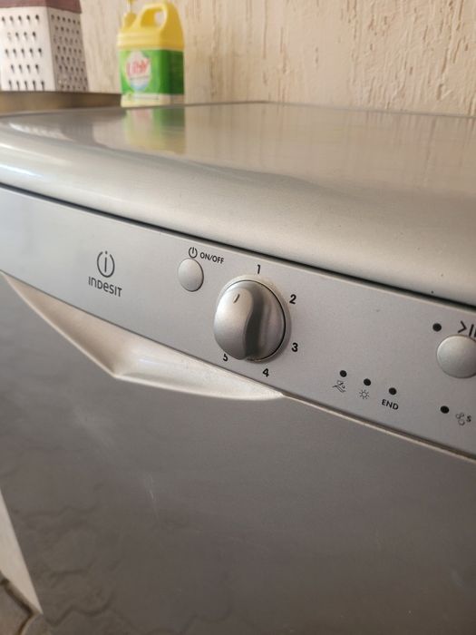 Посудомоющая машинка Посудомойка