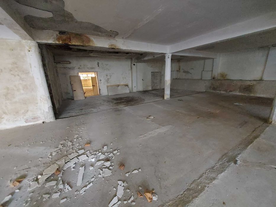 Продава се Промишлена сграда в Търговище, Промишлена зона - 10000 кв.м за 200 €/кв.м - Снимка #9