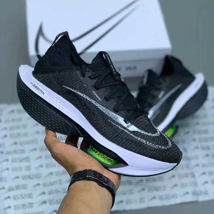 Nike Air Zoom Alphafly NEXT% 2 – Carbon, ZoomX, ca noi