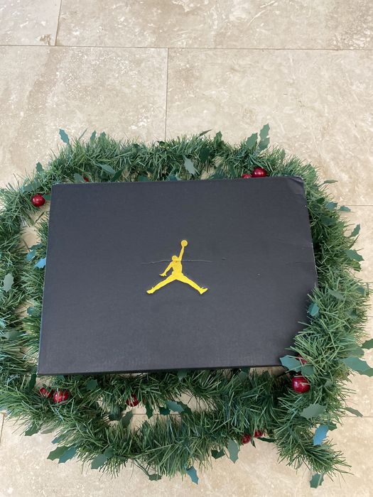Jordan 1 mid se christmas
