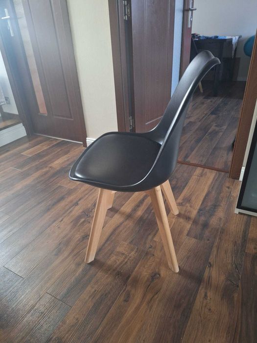 scaune 6 buc si masa extensibila 140cm/180cm pe 90