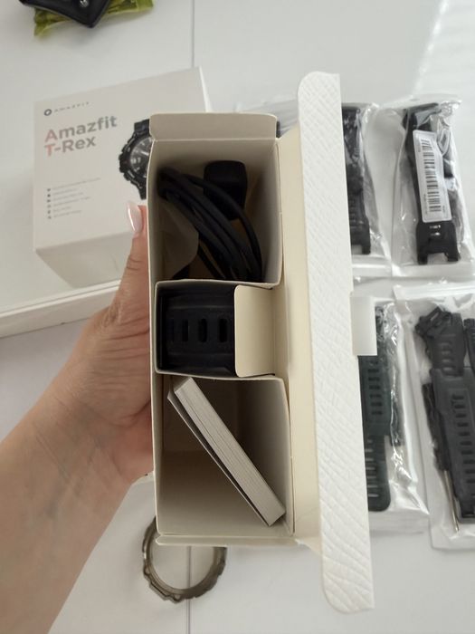 Смарт часовник Amazfit T-Rex A1919