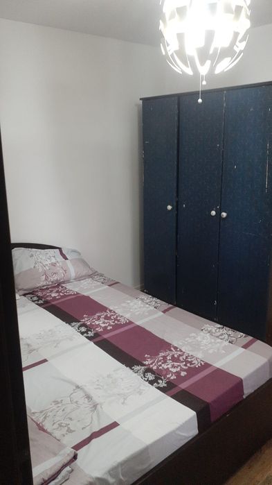 Apartament de închiriat