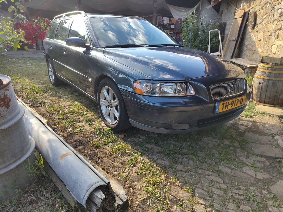 Volvo V70 2.5T 210к.с.