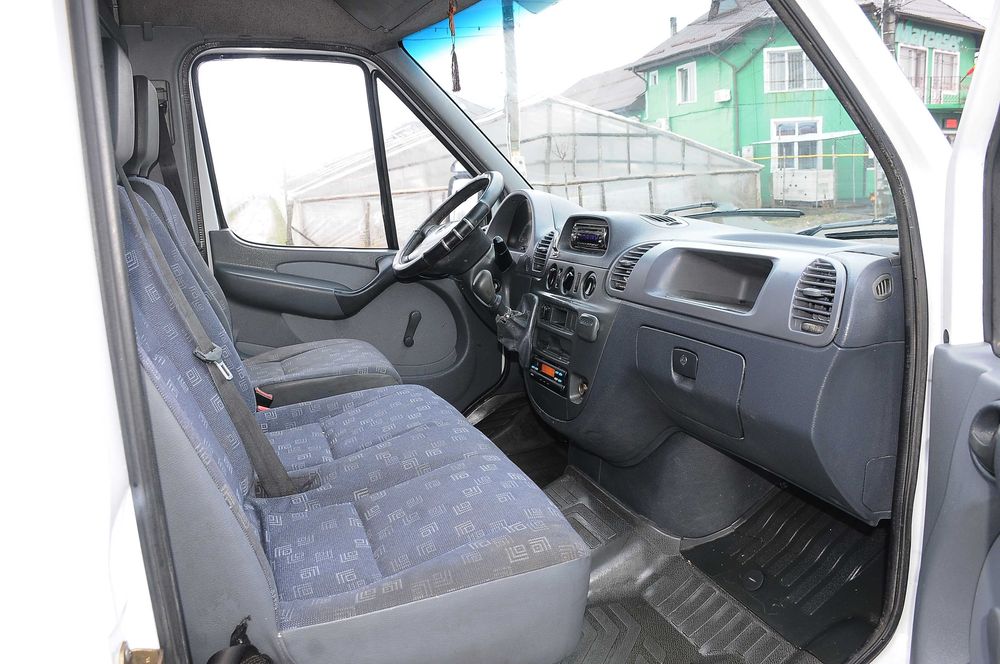 MERCEDES Sprinter 413 Maxi Lung 2003 2.2CDi 130 CP cat. B, Proprietar
