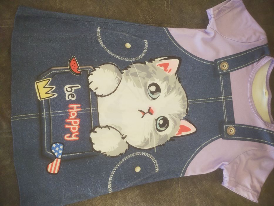 Продаю платье на девочку