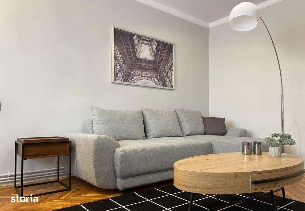Apartament cu 2 camere, deosebit, in centrul orasului, spre inchiriere — fotografia 1