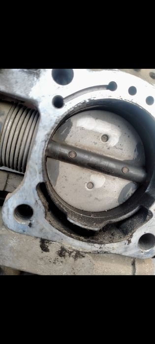 Чистка дросельный заслонки