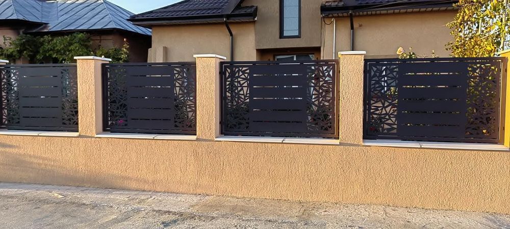 Porți jaluzea , tablă decupată , balustradă inox