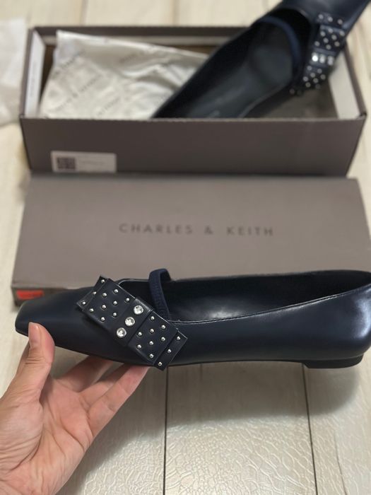 Балетки Charles and Keith