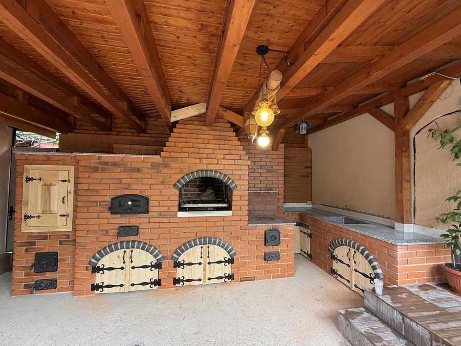 Gratar exterior construit