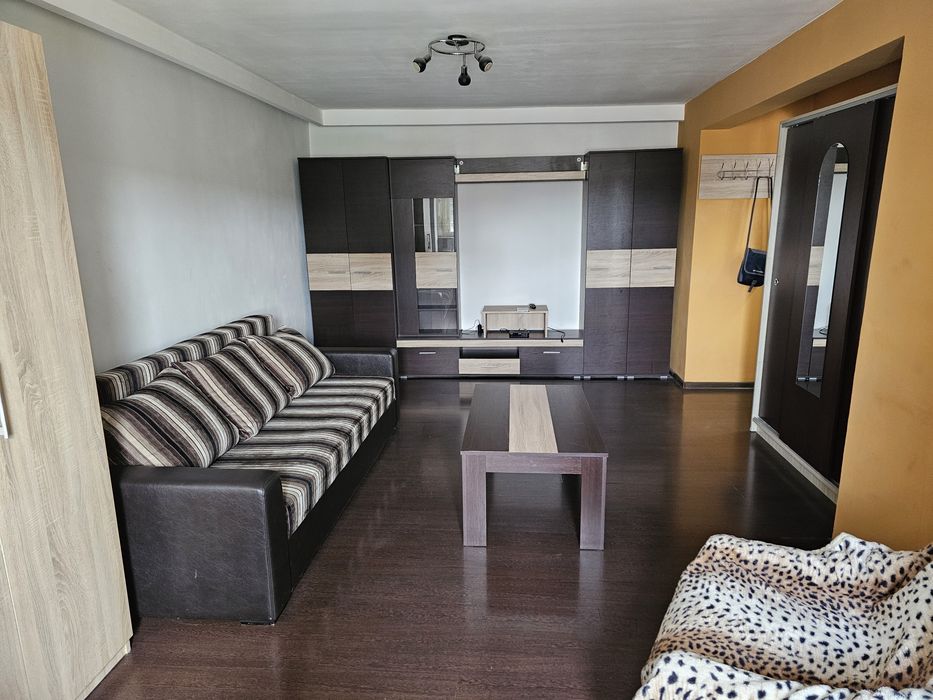 Închiriez apartament cu o cameră,  Oradea