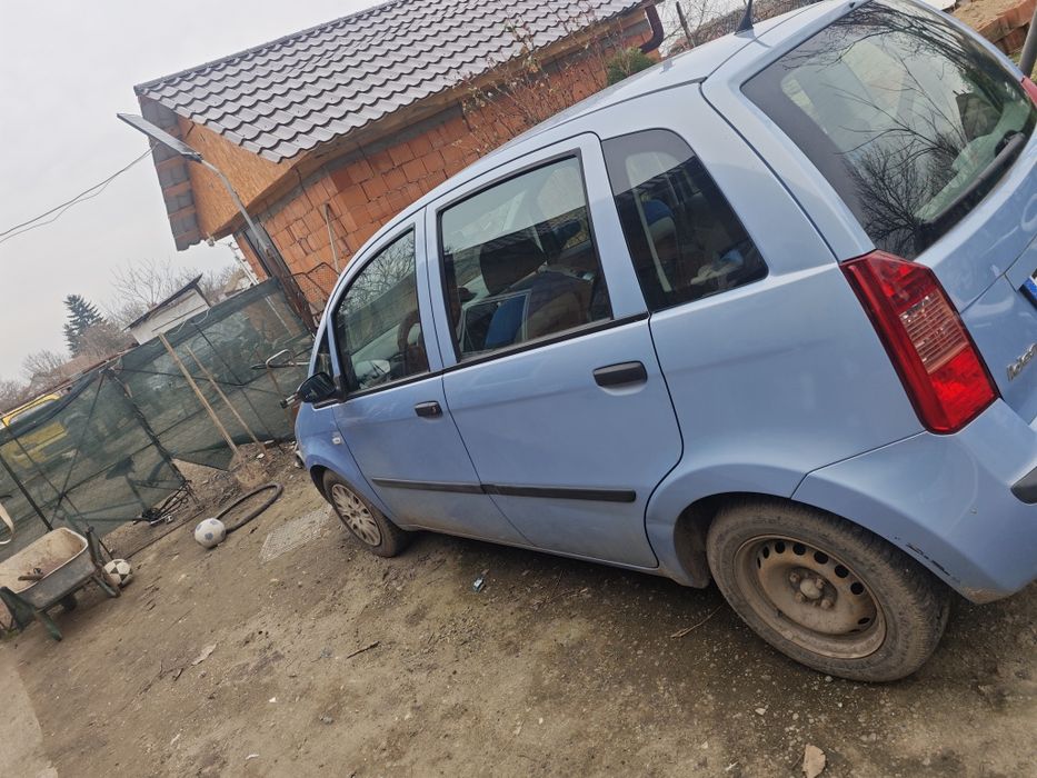 Vând/schimb mașină