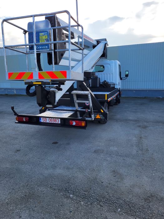 Inchiriez Nacela Renault Socage