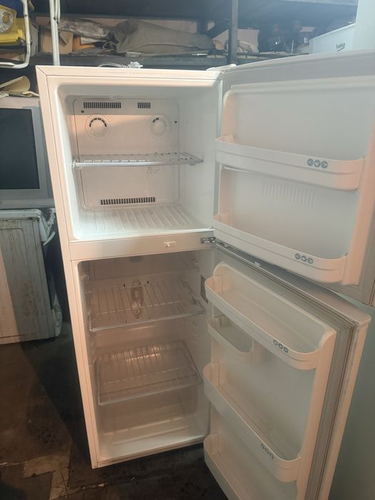 Продам холодильник LG