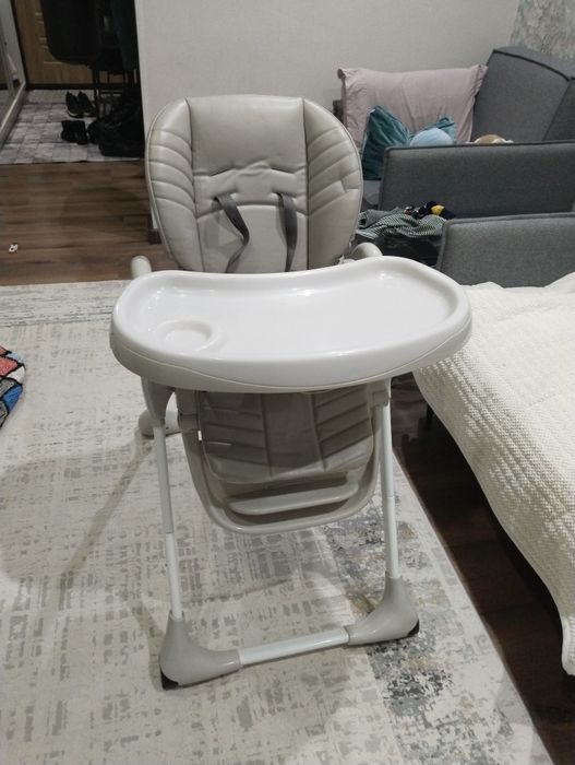 Столик для кормления
